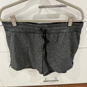 Gap Women’s Shorts Size L